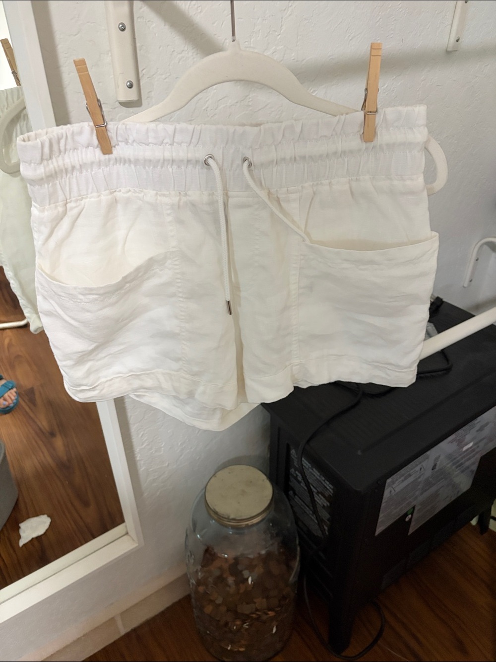 Athleta LinenWhite Drawstring Pocket Shorts